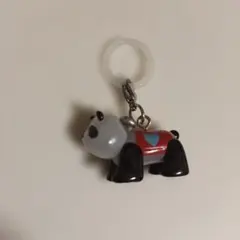 浅草花やしき　パンダカー　めじるしアクセサリー　ガチャガチャ　赤　いつもの
