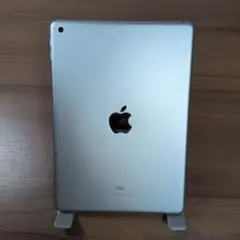 Apple iPad (第5世代) シルバー 本体