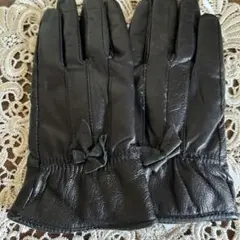 本日最終値下げ　ブラックレザー手袋 リボン付き