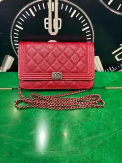 CHANEL シャネル ボーイシャネル チェーンウォレット 財布 赤 長財布
