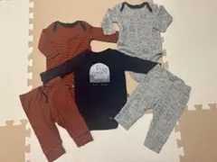 ギャップ　GAP 3-6month 60 70 サイズ　ボディスーツ　スパッツ