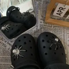 crocs メタルスパイダー 高級感 シューチャーム(2個セット)のサムネイル