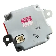 アクア2014 TOYOTA DENSO バッテリー電圧センサー 2個セット 値下げ可能/TOYOTA/アクア/DENSO/動作確認済/ボルテージセンサー