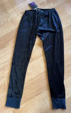 Rose p.r.d　ベロア調黒スパッツ　140　新品タグ　レギンス　フォーマル