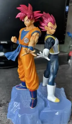 孫悟空ベジータ　スーパーサイヤ人ゴッド　フィギュア　ドッカンバトル