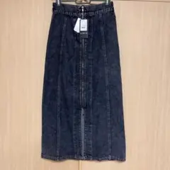 Avail ロングスカート　フロントジップ　スリット入り