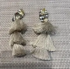 シルバー タッセル ピアス