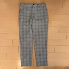 GU グレー系チェックパンツ