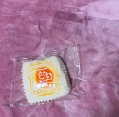 牛　ケーキ　ミルク　水感　スクイーズ　XLサイズ　白