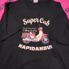 HONDA Super Cub サンリオはぴだんぶいTシャツホンダ赤スーパーカブのサムネイル
