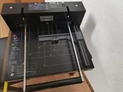 Item thumbnail for item e69ac960-ac78-483b-9383-920a3e565b70