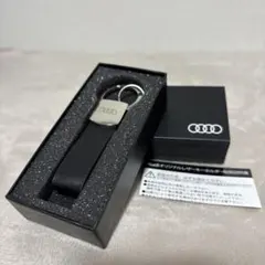 【新品未使用】Audi ノベルティ キーホルダー　キーリング ブラック