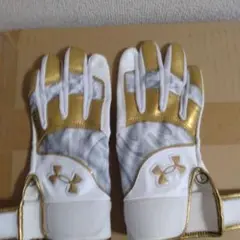 Under Armour バッティング用手袋 Lサイズ ホワイト/ゴールド