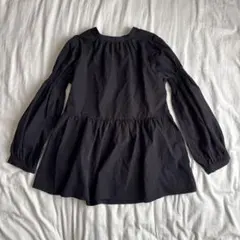 【SHEL'TTER】お尻が隠れるチュニック丈 ペプラムブラウス 黒