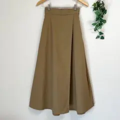 GU＊ベージュ チノスカート タック ストレッチ ロングスカート ナチュラルのサムネイル