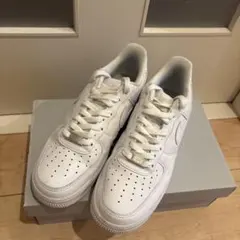 NIKE AIR FORCE 1 白
