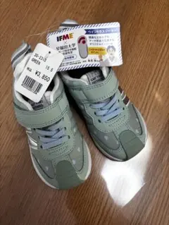 新品タグ付き　IFME グリーン スニーカー 15.5cm