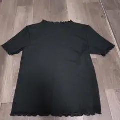 リブ編み ブラック Tシャツ 半袖 フリル