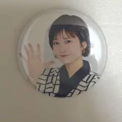 久保ユリカ 缶バッジのサムネイル