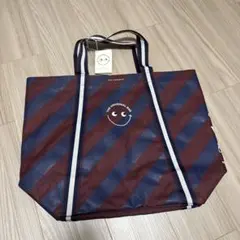 Item thumbnail for item aff9a4c8-6e38-4a0b-88e5-038f5fca99b6