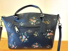 【美品】COACH ブラック 花柄 ショルダーバッグ
