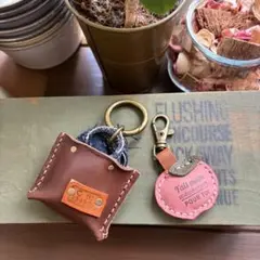 バッグチャーム、リンゴチャーム