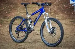 KONA KIKAPU DELUXE 26インチ マウンテンバイク カスタム車両のサムネイル
