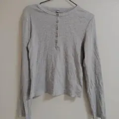 UNIQLO リブヘンリーネック　グレー 長袖Tシャツ Lサイズ