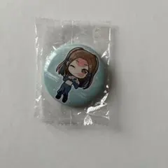 ルセラフィム　ユンジン　缶バッジ　ガチャガチャ