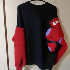 ベイマックス　刺繍　袖　ボア　トレーナー　 黒　赤