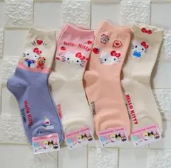 ハローキティちゃん靴下4足セット