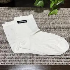 MIU MIU ホワイト ソックス ロゴ入りのサムネイル