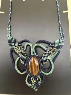 Item thumbnail for item 94f04e8b-1194-4830-954e-628ec3f75b04