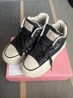 厚底ハイカットスニーカー ブラック/ベージュ