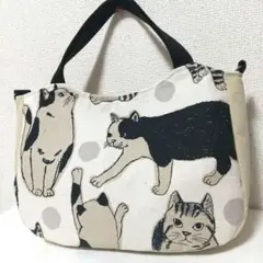 ハンドメイド☆ネコ柄☆ベージュ☆ポケ2つバッグ☆dカン☆トート