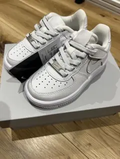 Nike Air Force 1 キッズスニーカー 21㎝ ナイキ エアフォース 1 キッズ (キッズスニーカー) 価格比較
