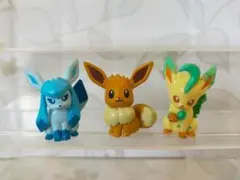 リーフィアとグレイシア フィギュアセット - メルカリ