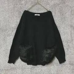 トーナル　M　ファーポケットニット　プルオーバー　フェミニン　ブラック　長袖