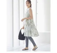 【新品】総柄キャミチュニック ぼかしグリーン ポリエステル100% 膝上丈のサムネイル