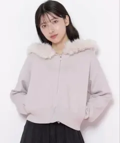 JILL BY JILLSTUART フェイクファー付きニットパーカーのサムネイル