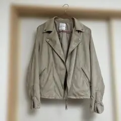 ベージュ スエード ライダースジャケットのサムネイル