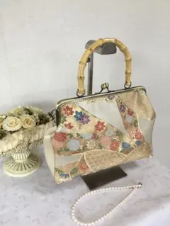 Item thumbnail for item 0c11b8e4-5157-4ed8-8e27-793024a8171e