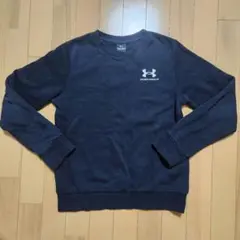 UNDER ARMOUR　トレーナー　150サイズのサムネイル