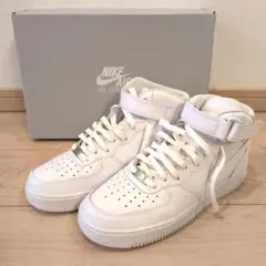 NIKE AIR FORCE 1 MID ホワイト