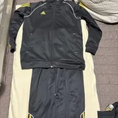 adidasジャージ上下セットアップ