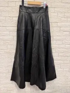 AZUL 革のロングスカート　Sサイズ