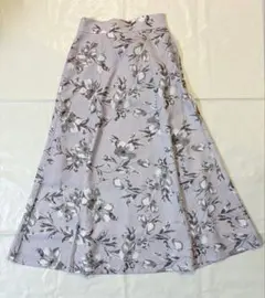 【試着のみ】【美品】グレイル 薄紫色 花柄 フレアスカート