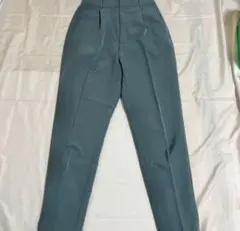 GU ストレートパンツ