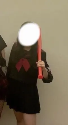 セーラー服風コスプレ（黒と赤）