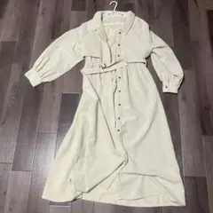 OLIVE des OLIVE クリーム色 ボタン付きロングワンピース 完売品